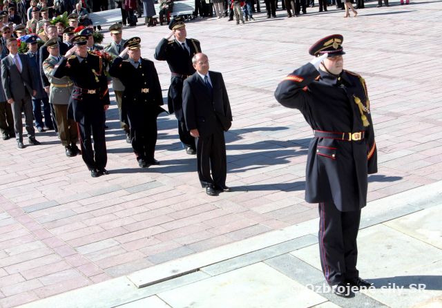 Pripomíname si hrdinstvo účastníkov Karpatsko - duklianskej operácie