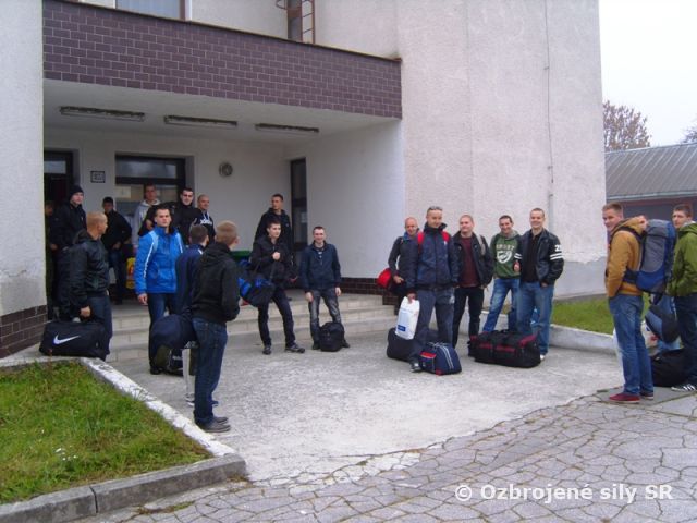 Základný vojenský výcvik v Martine absolvuje 106 čakateľov prípravnej služby