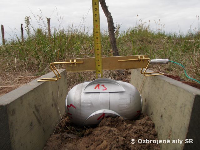 Skúšky v rámci overenia postupov obnovenia bezpečnosti na vybraných druhoch leteckej munície a submunície pomocou EOD zariadení