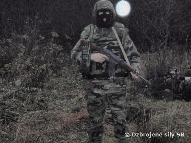 Ukončenie líderskej časti Vyššieho poddôstojníckeho kurzu OR-7