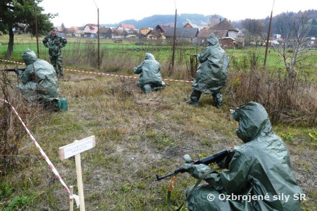 Zdokonaľovacia príprava veliteľstva zo základných bojových zručností