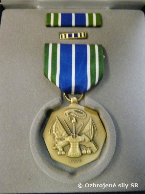 Rotmajster Mesko ocenený medailou amerického ministerstva obrany