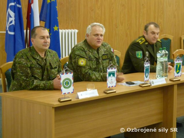 Slávnostný nástup pri príležitosti vzniku  úradu logistického zabezpečenia OS SR 