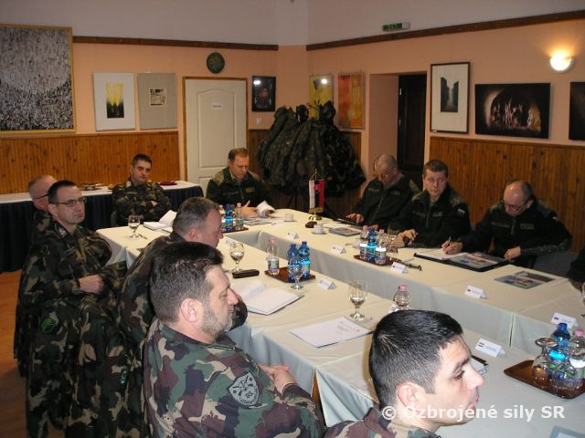 Veliteľ pozemných síl rokoval so svojim maďarským kolegom