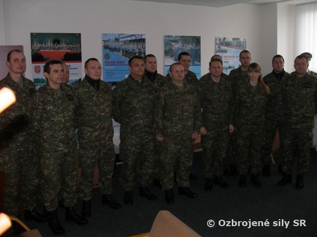 Príslušníci ČS OS SR ocenení pamätným odznakom veliteľa VePBA