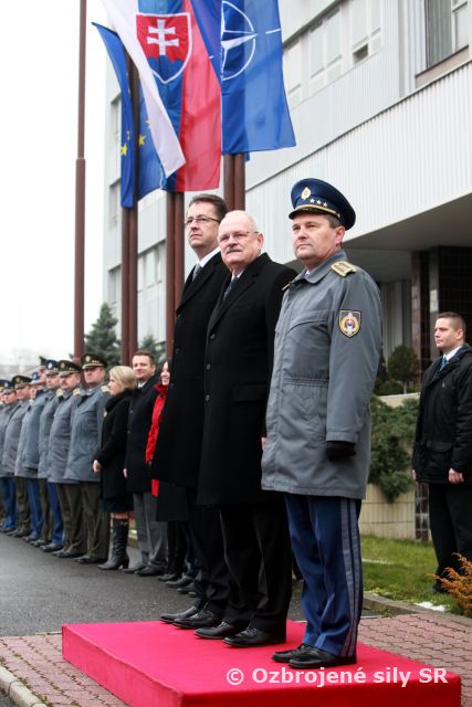 Generálporučík Vojtek: Rok 2013 hodnotím ako rok výziev