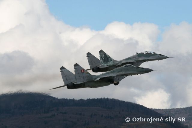 Na Záhorí padali bomby a strieľali letecké kanóny