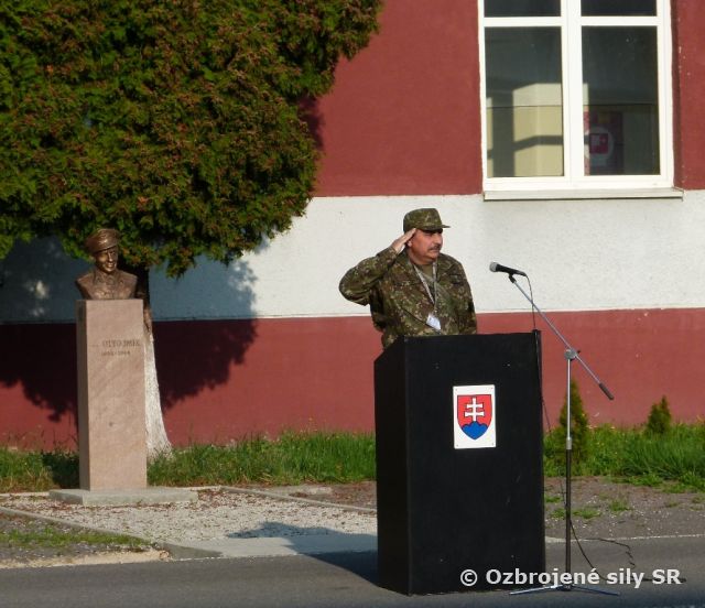 Nástup k 10. výročiu vstupu SR do NATO