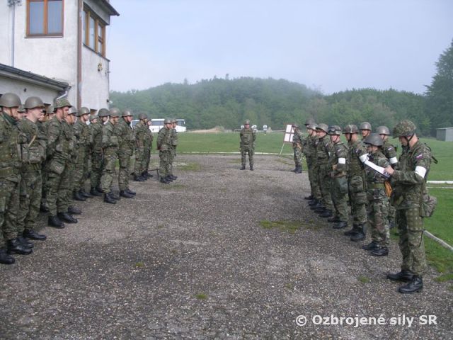 Cvičila 2. rota Čestnej stráže OS SR aj štáb Veliteľstva posádky Bratislava