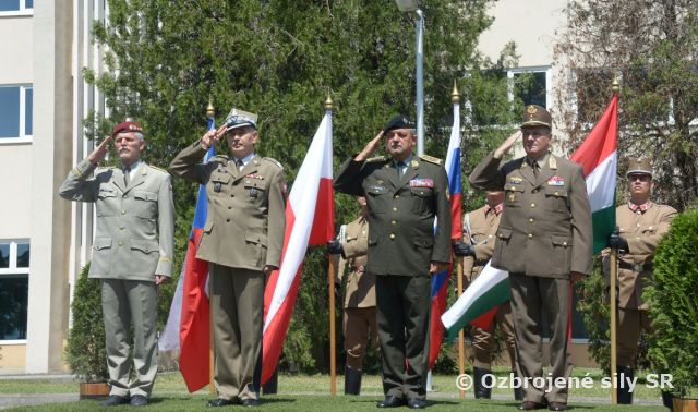 Generálporučík Maxim na stretnutí náčelníkov generálnych štábov krajín V4