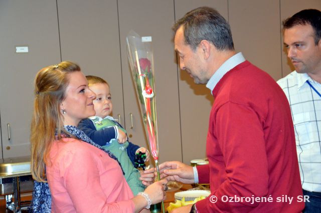 Letná rotácia personálu v štruktúrach Severoatlantickej aliancie a Európskej únie