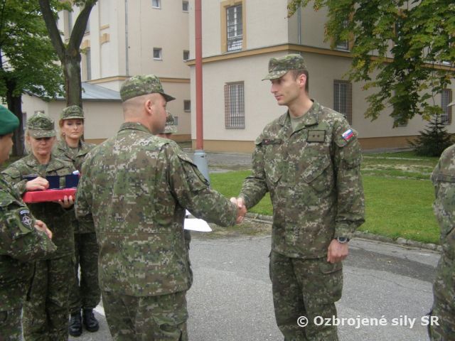Slávnostný nástup ku dňu SNP a Ústavy SR