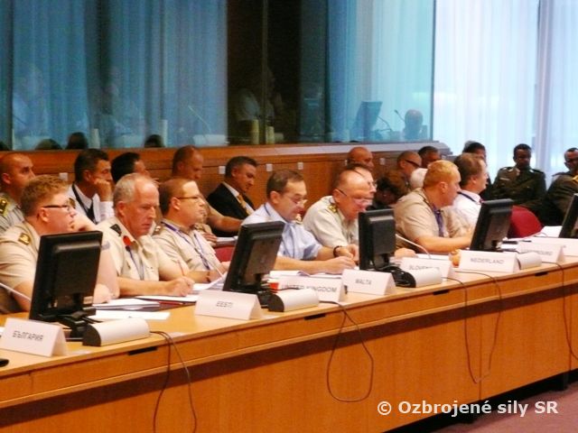 Propagácia slovenského predsedníctva V4 na vojenskej pôde v EÚ