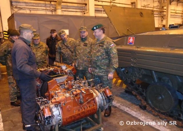 Veliteľ pozemných síl navštívil opravárenský prápor