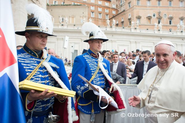 Čestná stráž OS SR súčasťou vojenskej púte do Ríma