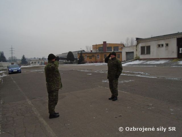 Slávnostný nástup pri príležitosti 22. výročia vzniku Slovenskej republiky a Ozbrojených síl SR