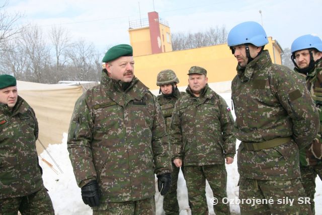 Generál Macko navštívil vojakov pripravujúcich sa misiu UNFICYP