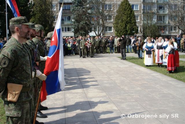 Vojaci si uctili 70. výročie oslobodenie mesta Martin