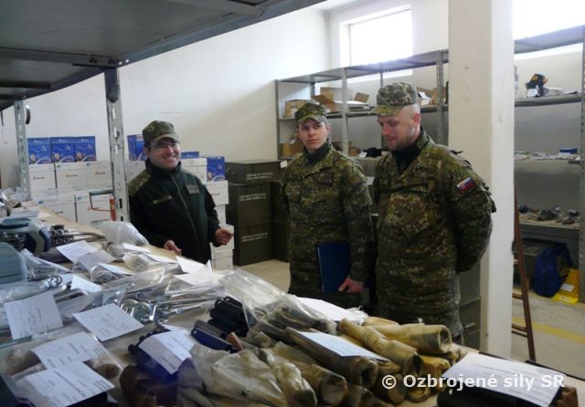 Odborná príprava technikov centier a čaty podpory velenia 