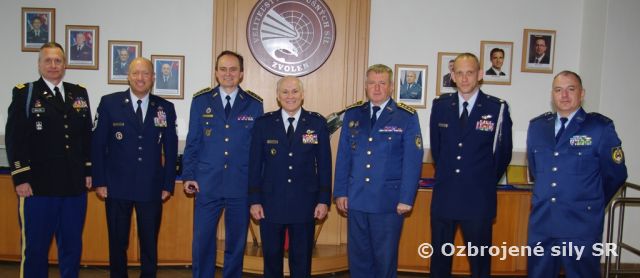 Náčelník štábu Vzdušných síl  Národnej Gardy Indiany navštívil Veliteľstvo vzdušných síl OS SR