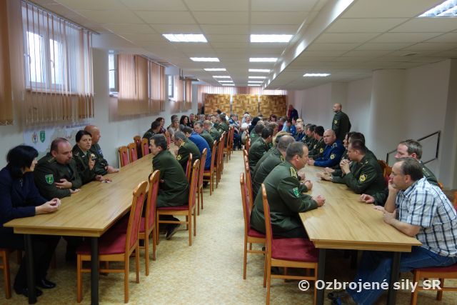 Slávnostný nástup k 70. výročiu víťazstva nad fašizmom