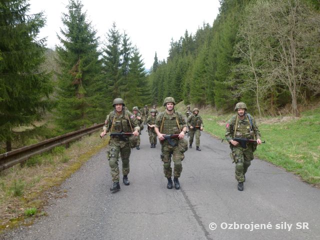 Zamestnanie v zdokonaľovaní v základných bojových zručnostiach