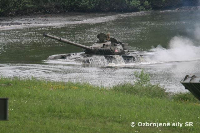 Na Lešti po desiatich rokoch znovu brodili tanky