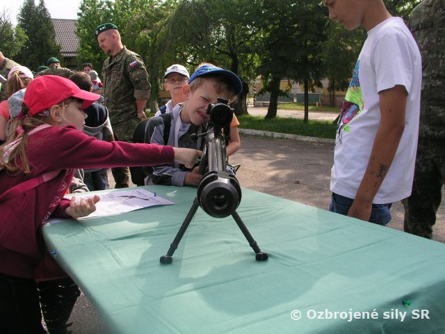 Brány 22. mechanizovaného práporu sa po roku opäť otvorili