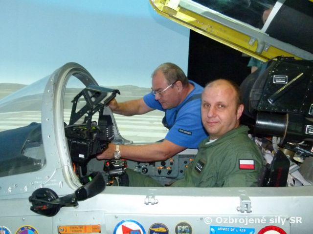 Poľskí stíhači zahájili výcvik na Sliači