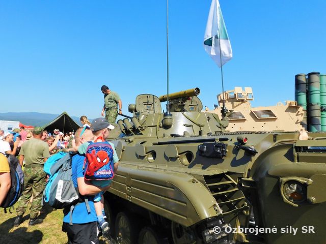 Martinskí príslušníci podporili Medzinárodné letecké dni - SIAF 2015