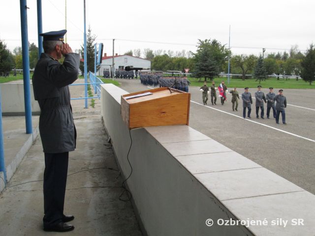 Prešovskí letci si pripomenuli Deň obetí Dukly