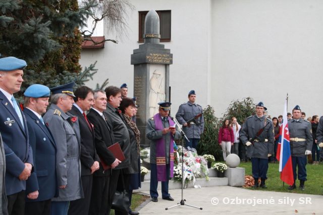 Oslava Dňa vojnových veteránov v Sliači