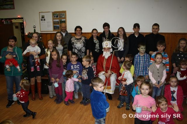 Mikuláš v kasárňach