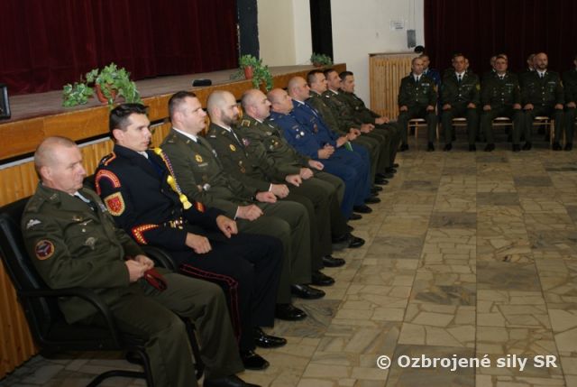 Slávnostné vyradenie absolventov Poddôstojníckeho kurzu OR-5, Štábneho poddôstojníckeho kurzu a rozlúčka s inštruktorom výcviku