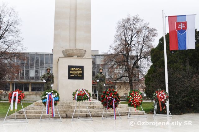 Levice si pripomenuli  71. výročie oslobodenia mesta