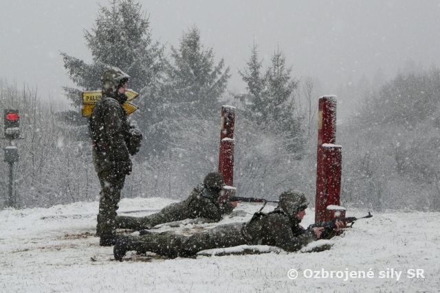Streľby 1. centra Základne mobilných KIS