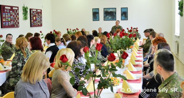 V Topoľčanoch si uctili ženy