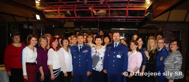 Veliteľ vzdušných síl medzi ženami