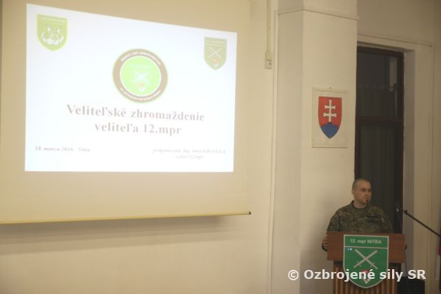 Veliteľ 12. mechanizovaného práporu vyhodnotil rok 2015