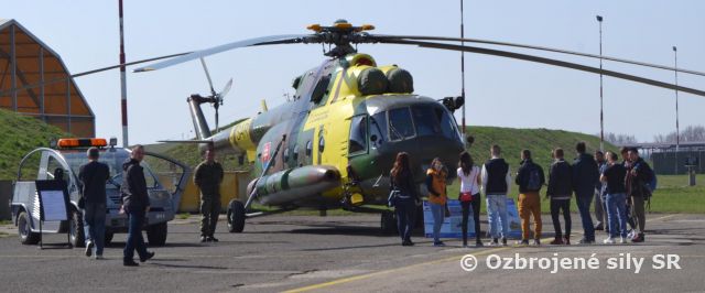 Deň otvorených dverí vo vrtuľníkovom krídle
