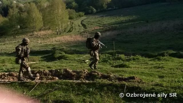 Sústredený výcvik roty poľných služieb a roty bojového zabezpečenia a KIS