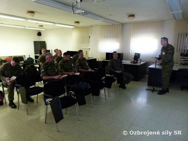 Inšpektori zo Srbskej republiky navštívili Leteckú základňu Sliač