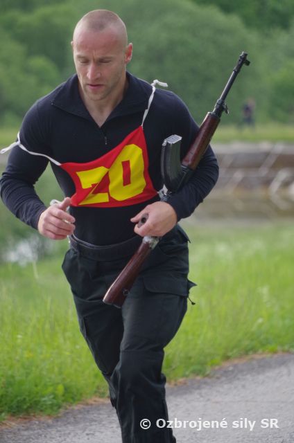 Železný muž 2016 je policajt z Banskej Bystrice