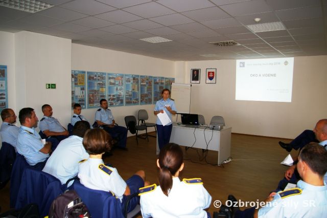 Vo Zvolene o vplyve ľudského faktora v letectve