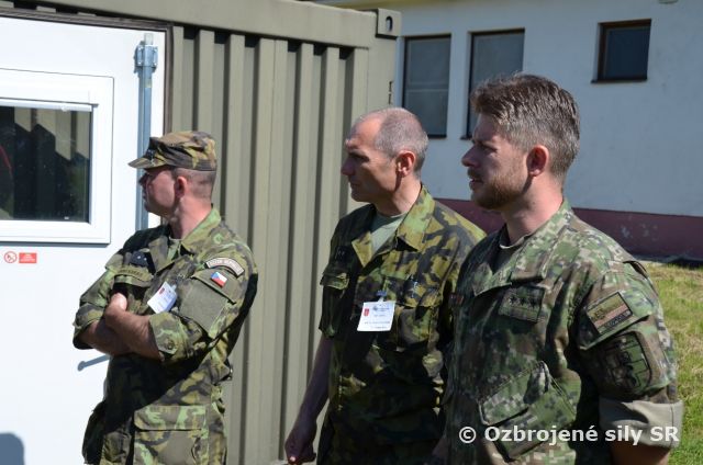 Príslušníci Agentúry vojenského zdravotníctva AČR navštívili Úrad hlavného lekára OS SR