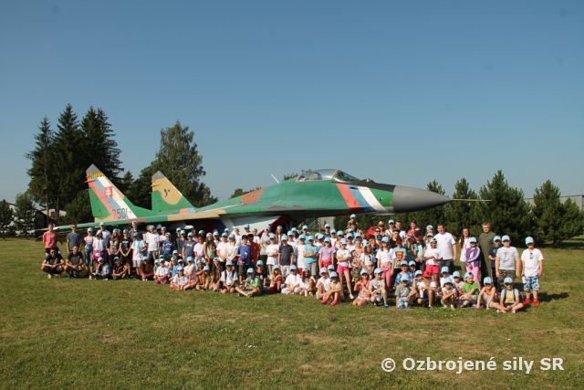 Štvorlístok deťom v Taktickom krídle Sliač