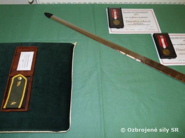 Rozlúčka s príslušníkmi úradu