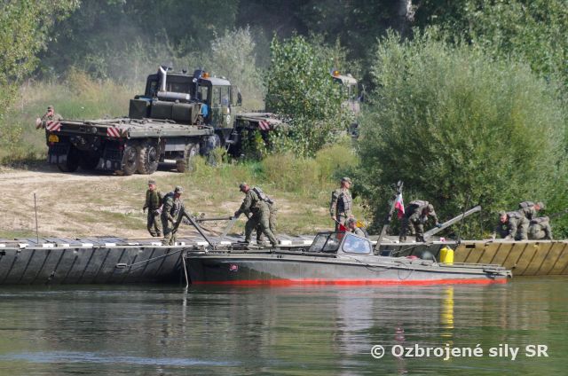 Ženijní záchrancovia na Morave i na Váhu