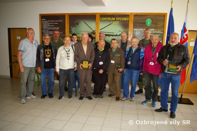 Vojenskí dôchodcovia na cvičení TOBRUQ LEGACY 2016