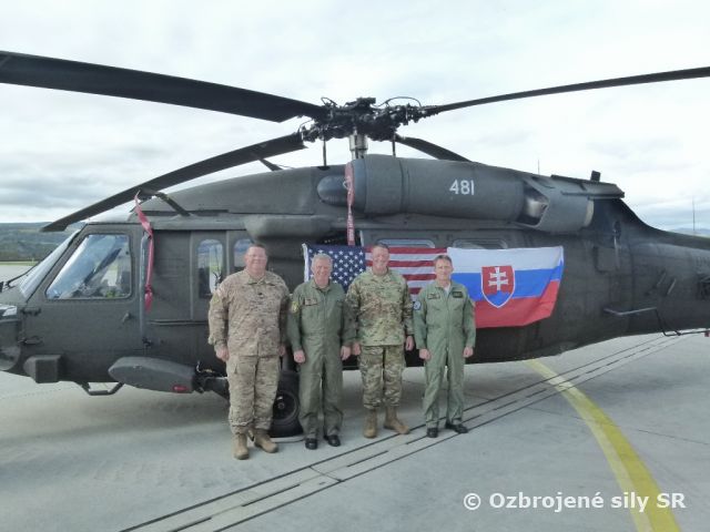 Návšteva generálmajora z Indiany na Leteckej základni Sliač